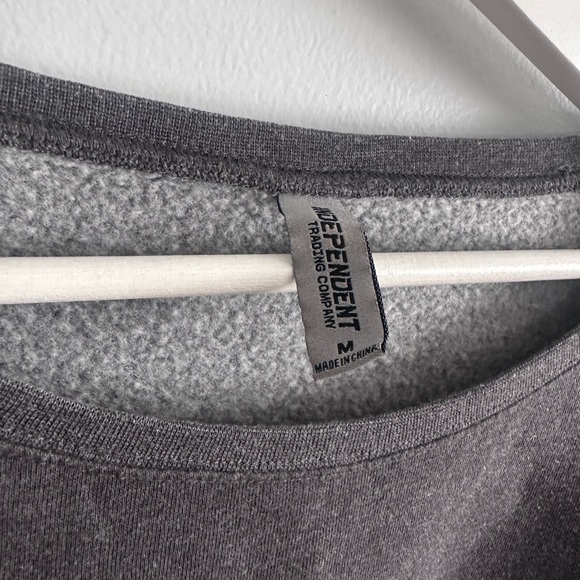 Snap fitness old school logo seater size medium - Picture 3 of 5